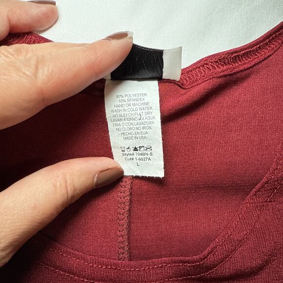 Jostar Dress Short Sleeve Stretch Travel Fabric Size Large Maroon Cranberry EUC - Picture 3 of 11